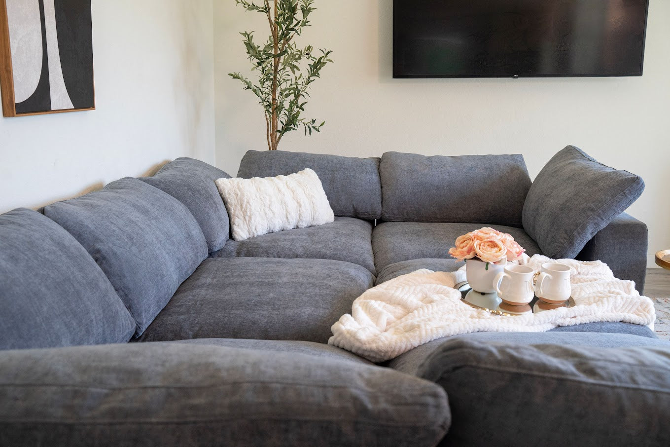 Lunn Cloud Sectional